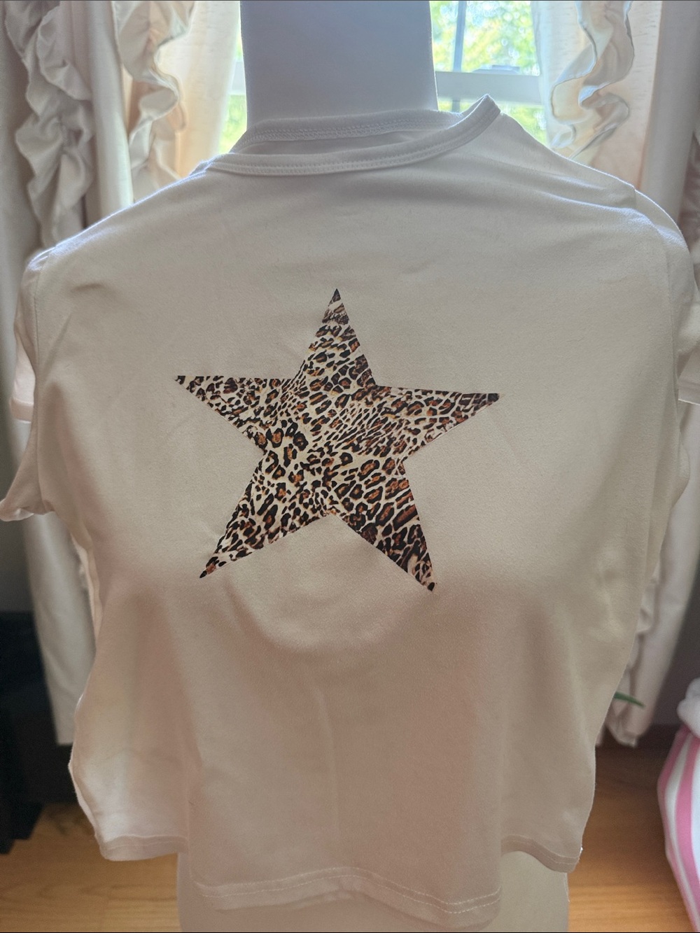 Leopard Star Graphic Tee - Cream